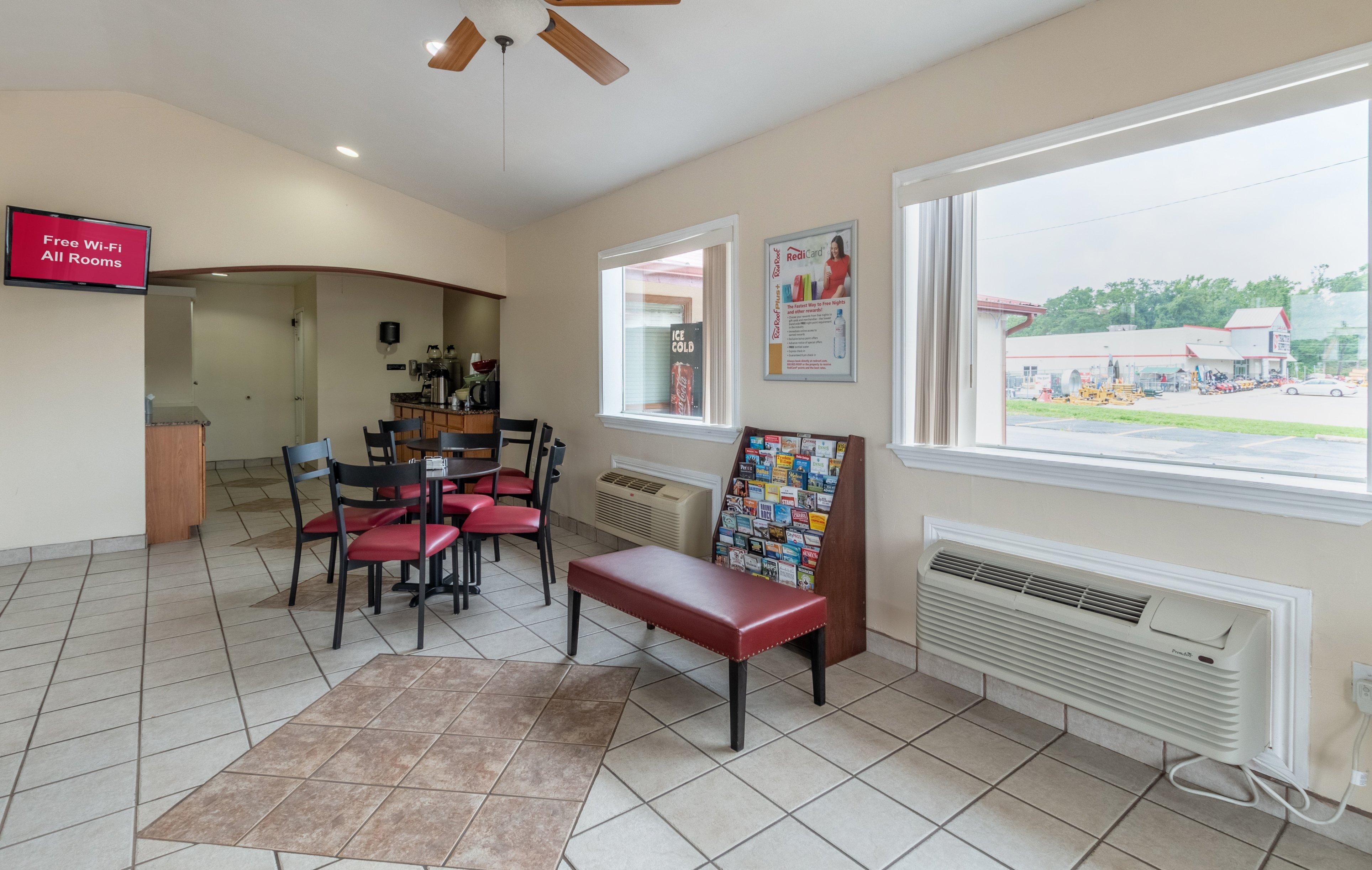 Red Roof Inn Buffalo, Tx Экстерьер фото